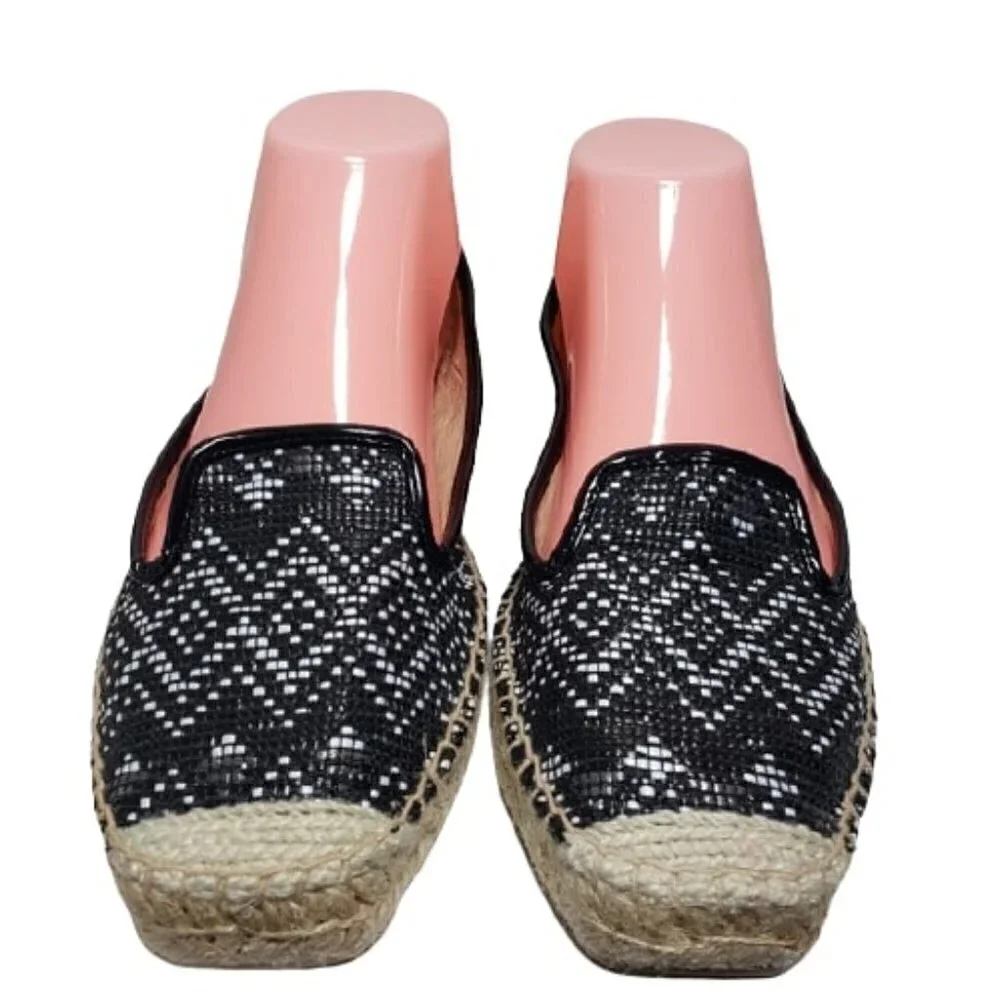 Nine West Beachinit Black Chevron Slip-On Flats